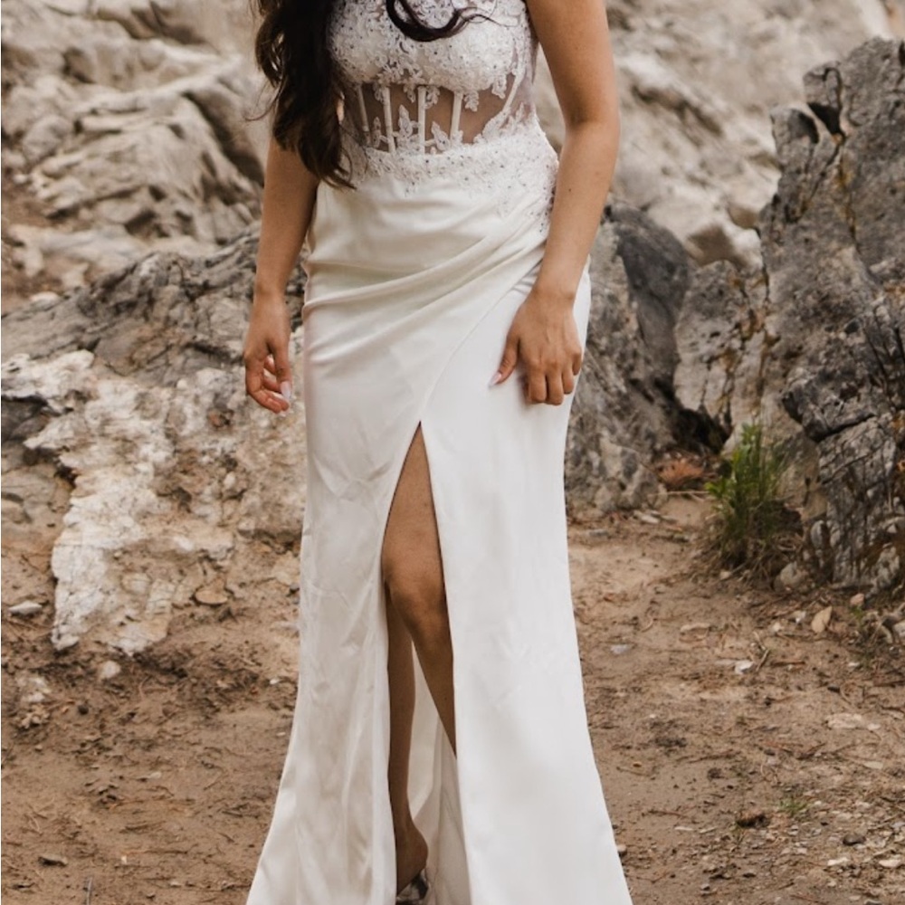 David Bridal Elegant White Lace Dress